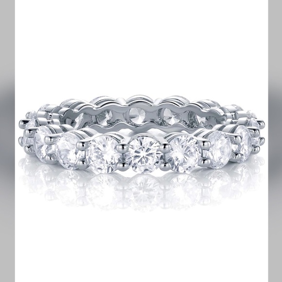 ‘Eternity’ Ring - 18K White Gold Plated CZ Ring - Picture 7 of 8